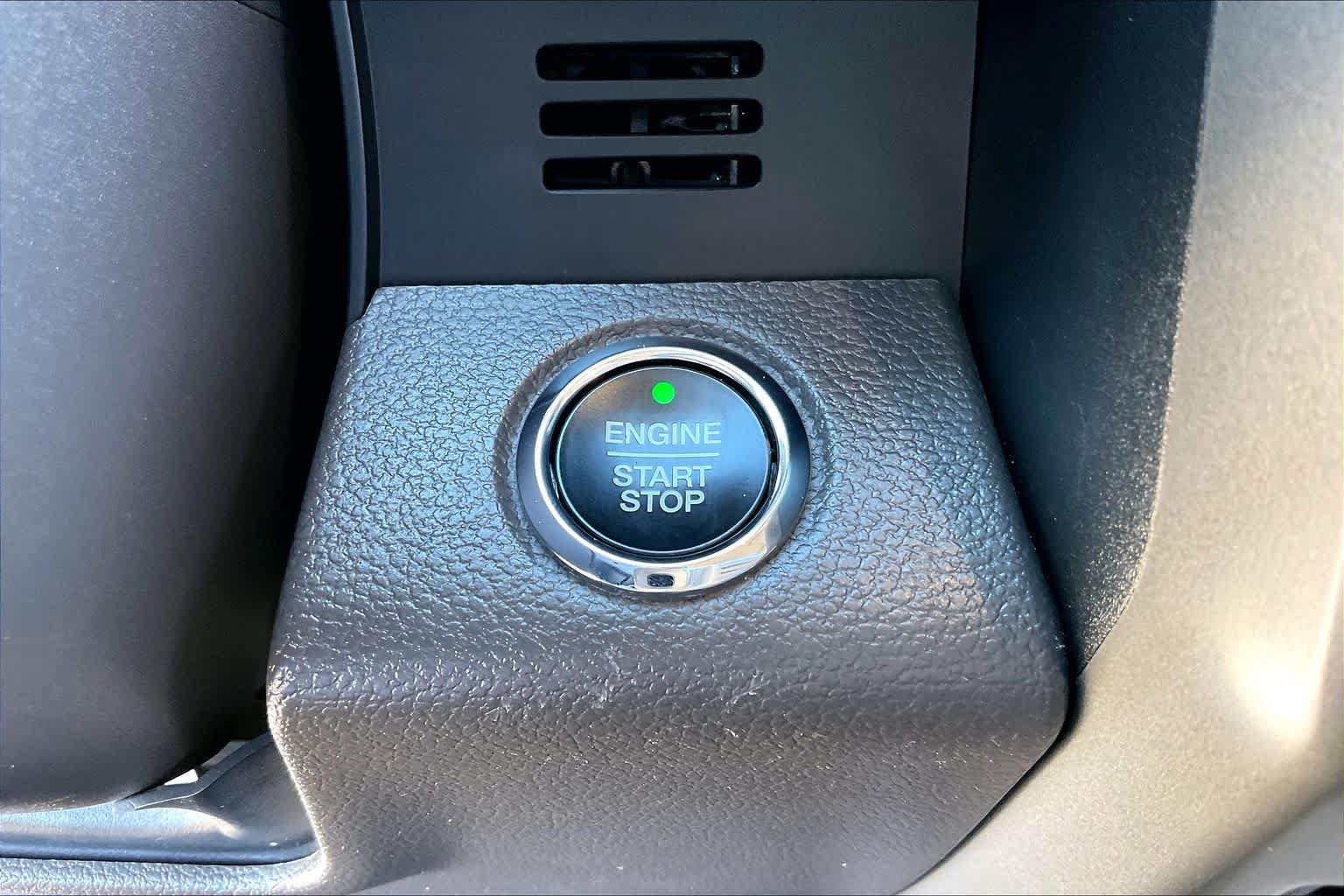 Certified 2020 Ford Expedition Max XLT w/ Equipment Group 202A RWD image 34