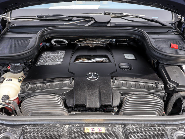 Used 2024 Mercedes-Benz GLS 580 4MATIC image 31