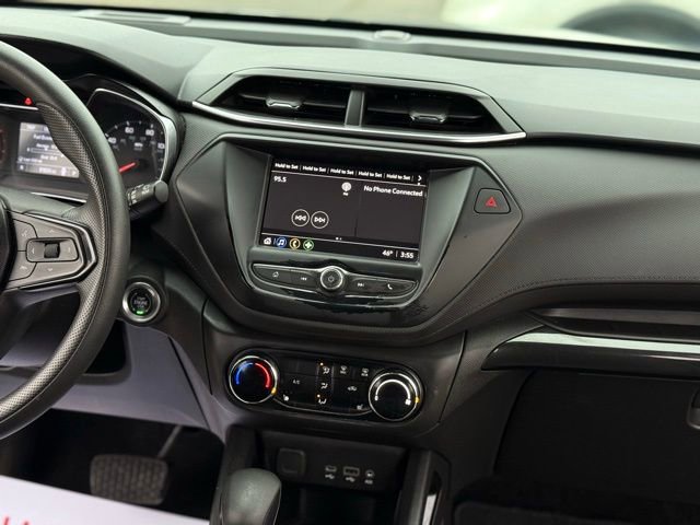 Used 2021 Chevrolet TrailBlazer LT w/ Driver Confidence Package image 22