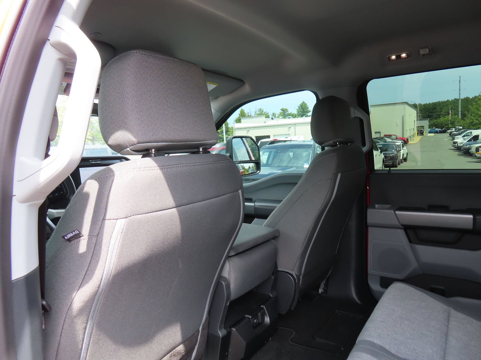 Certified 2026 Ford F250 XL w/ STX Appearance Package AWD/4WD image 31