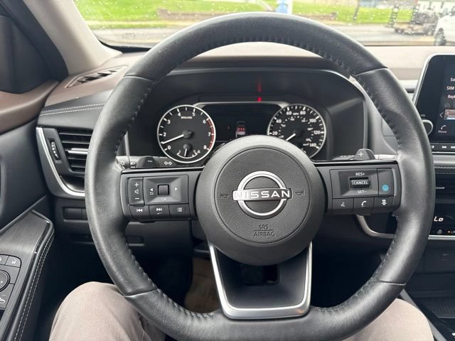 Used 2023 Nissan Rogue SV w/ SV Premium B Package AWD/4WD image 18