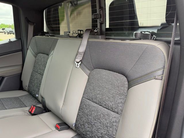 Used 2024 Chevrolet Colorado ZR2 w/ Technology Package image 19