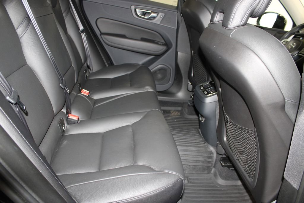 Used 2019 Volvo XC60 T5 Inscription w/ Protection Package Premier FWD image 31