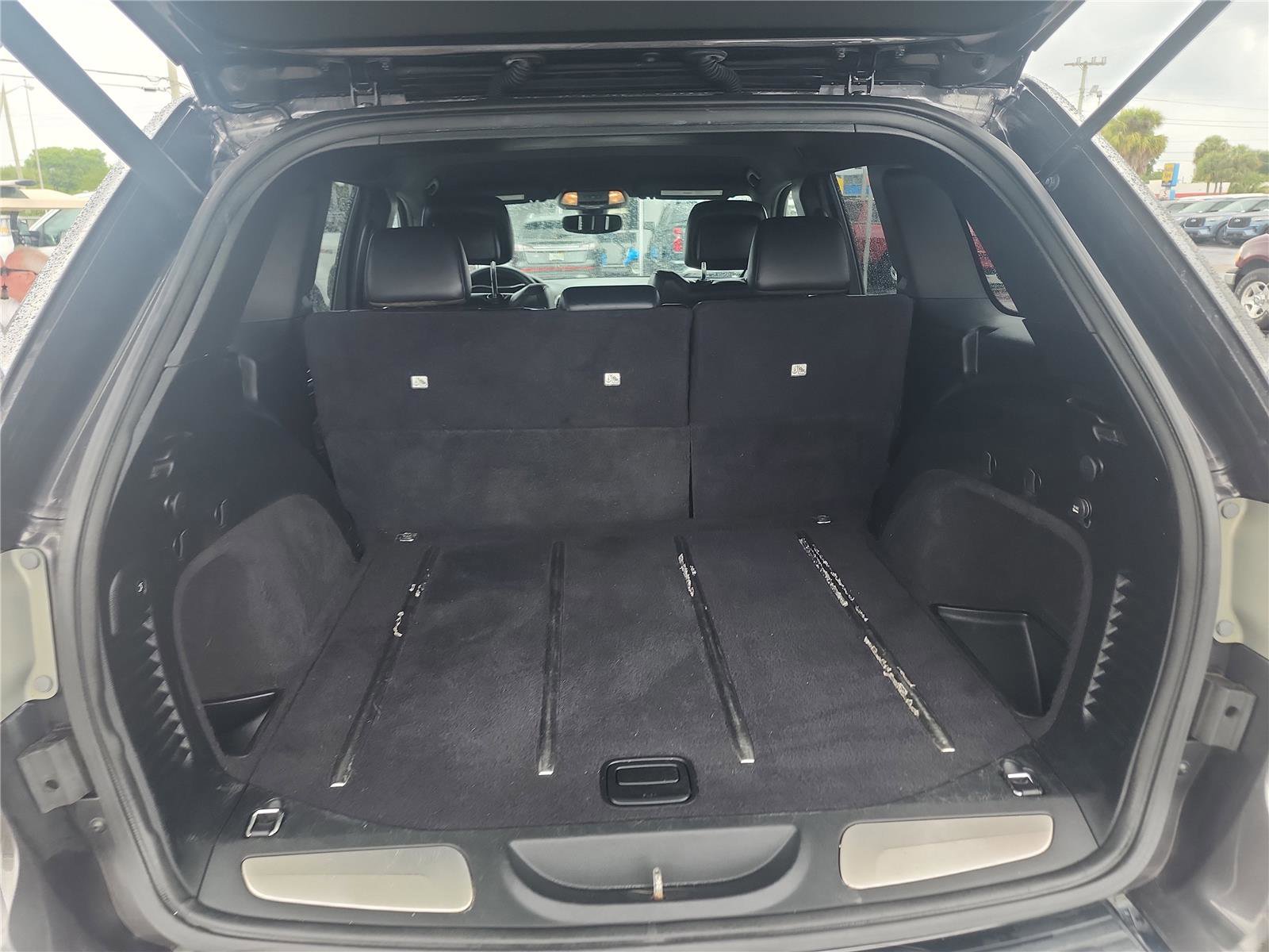 Used 2017 Jeep Grand Cherokee Limited RWD image 18