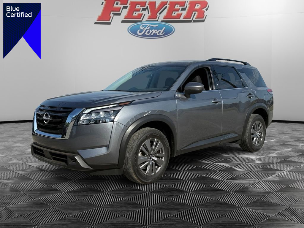 Used 2025 Nissan Pathfinder SV