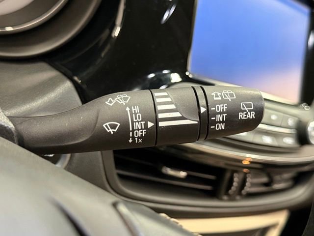 Used 2017 Buick Envision Essence AWD/4WD image 20