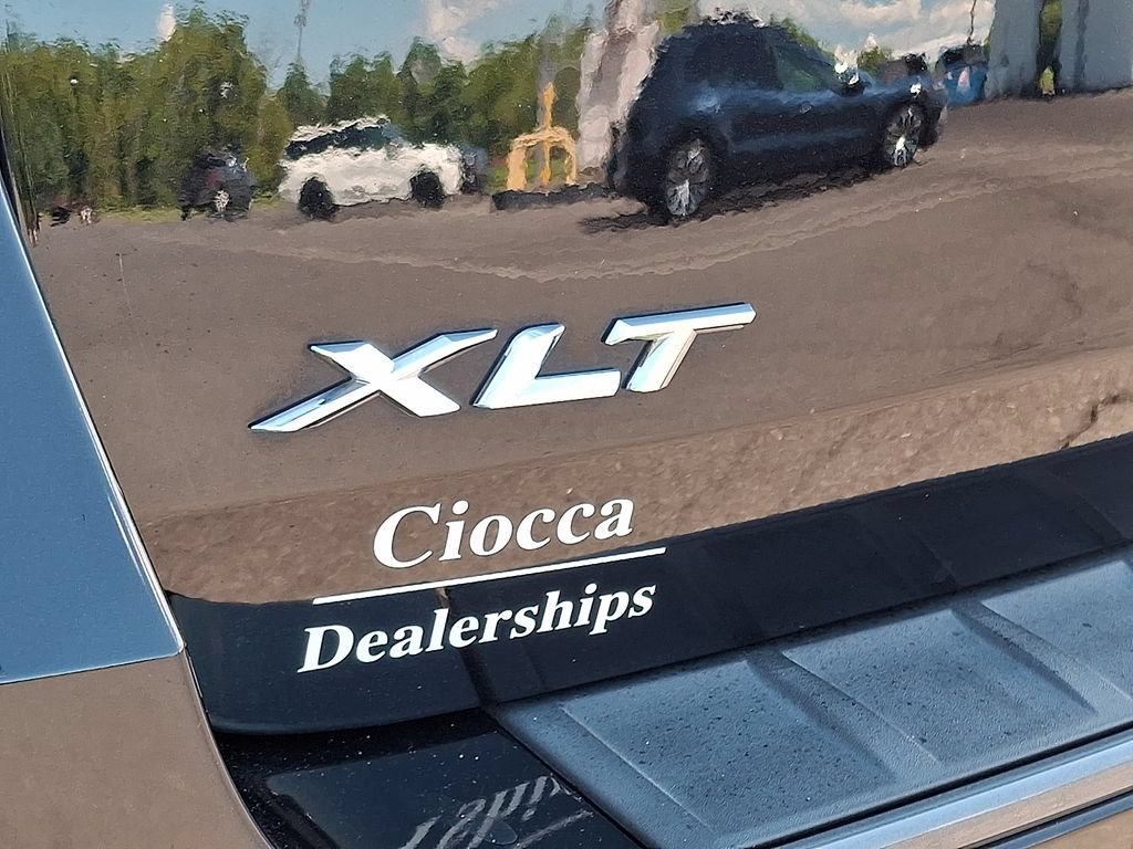 Certified 2023 Ford Explorer XLT w/ Equipment Group 202A AWD/4WD image 33