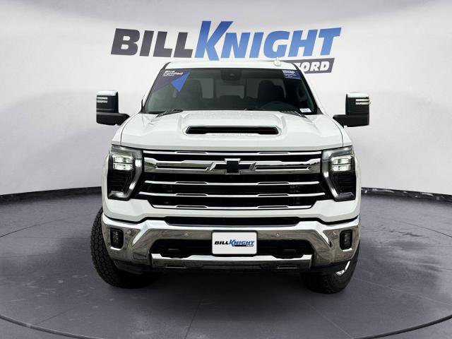 Used 2024 Chevrolet Silverado 2500 LTZ w/ LTZ Convenience Package AWD/4WD image 8
