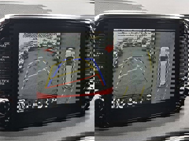 Used 2020 Hyundai Santa Fe Limited image 15