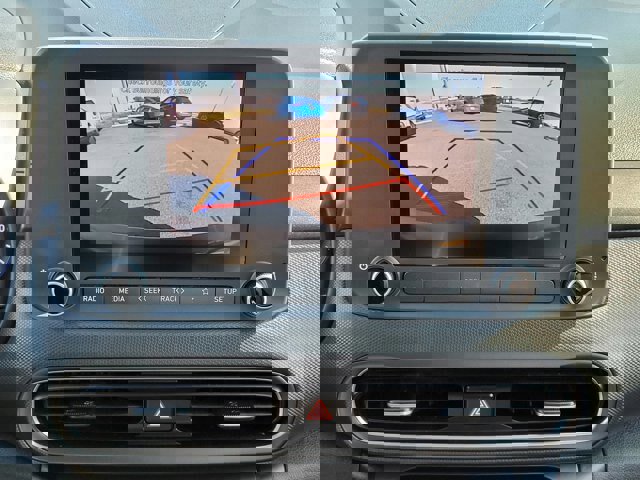 Used 2023 Hyundai Kona SE w/ Cargo Package image 17