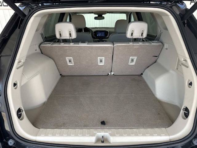Used 2020 GMC Terrain Denali w/ Denali Premium Package FWD image 11