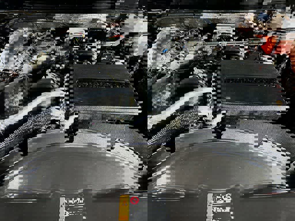 Used 2024 GMC Sierra 2500 SLT w/ SLT Premium Package image 12