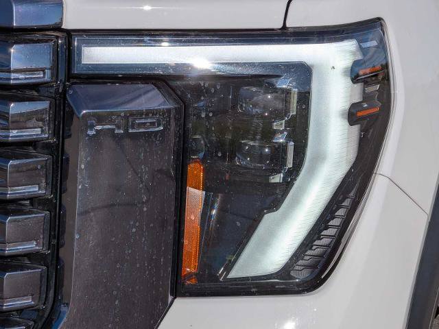Used 2024 GMC Sierra 2500 Denali Ultimate AWD/4WD image 10