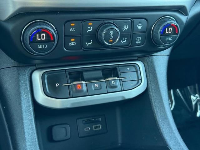 Used 2023 GMC Acadia SLT image 19