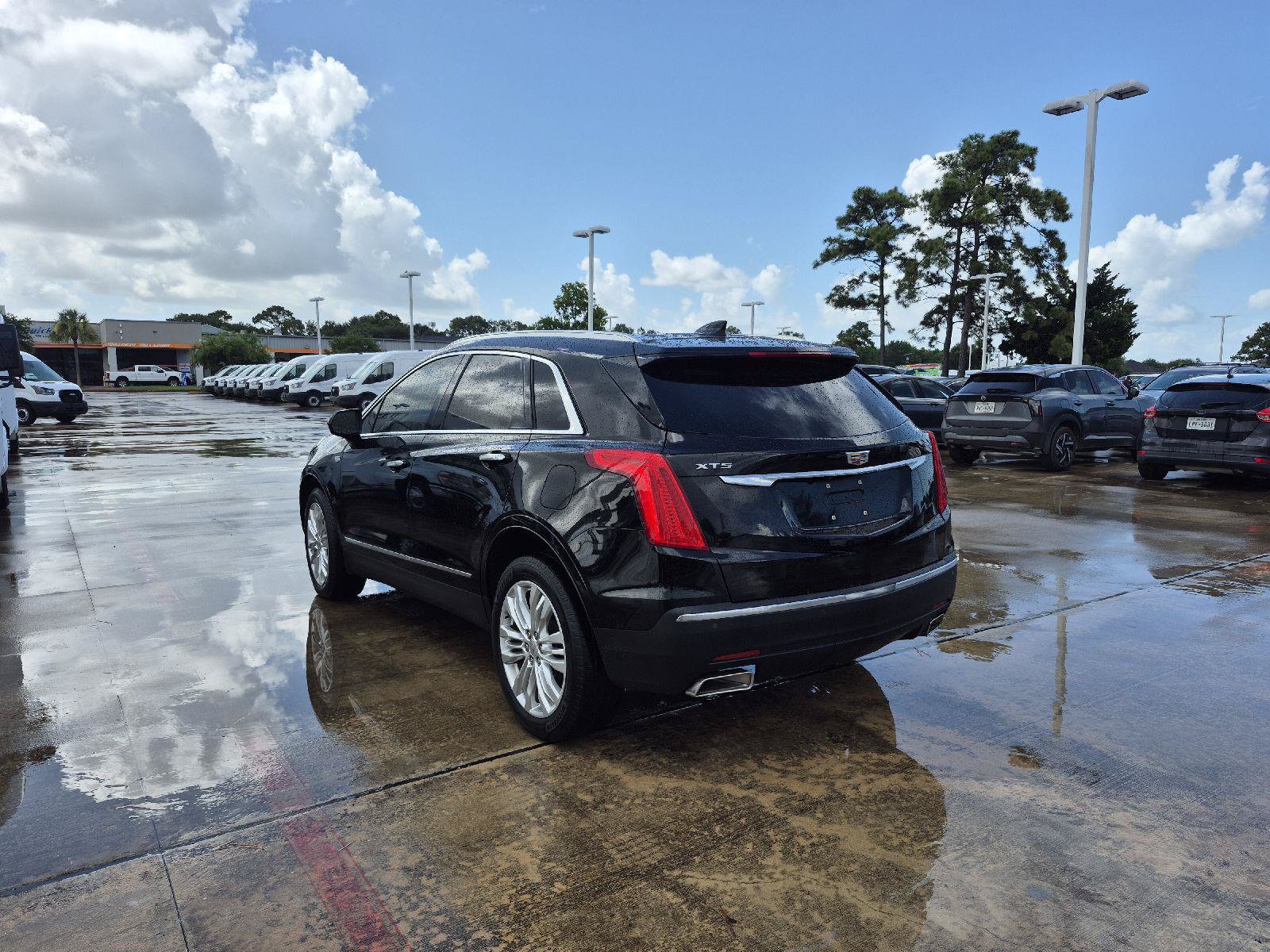 Used 2017 Cadillac XT5 Premium Luxury FWD image 15
