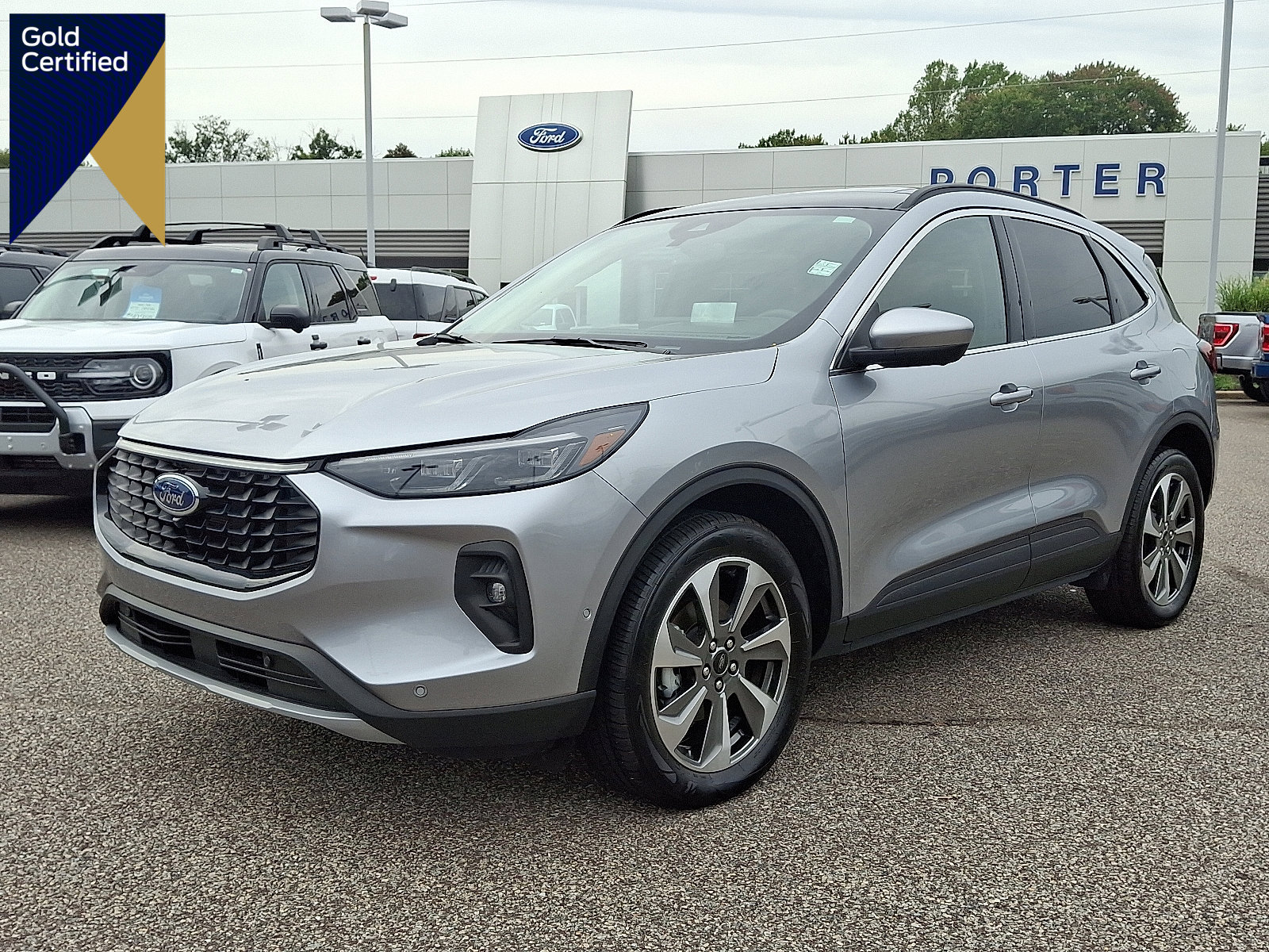 Certified 2024 Ford Escape Platinum w/ Premium Technology Package