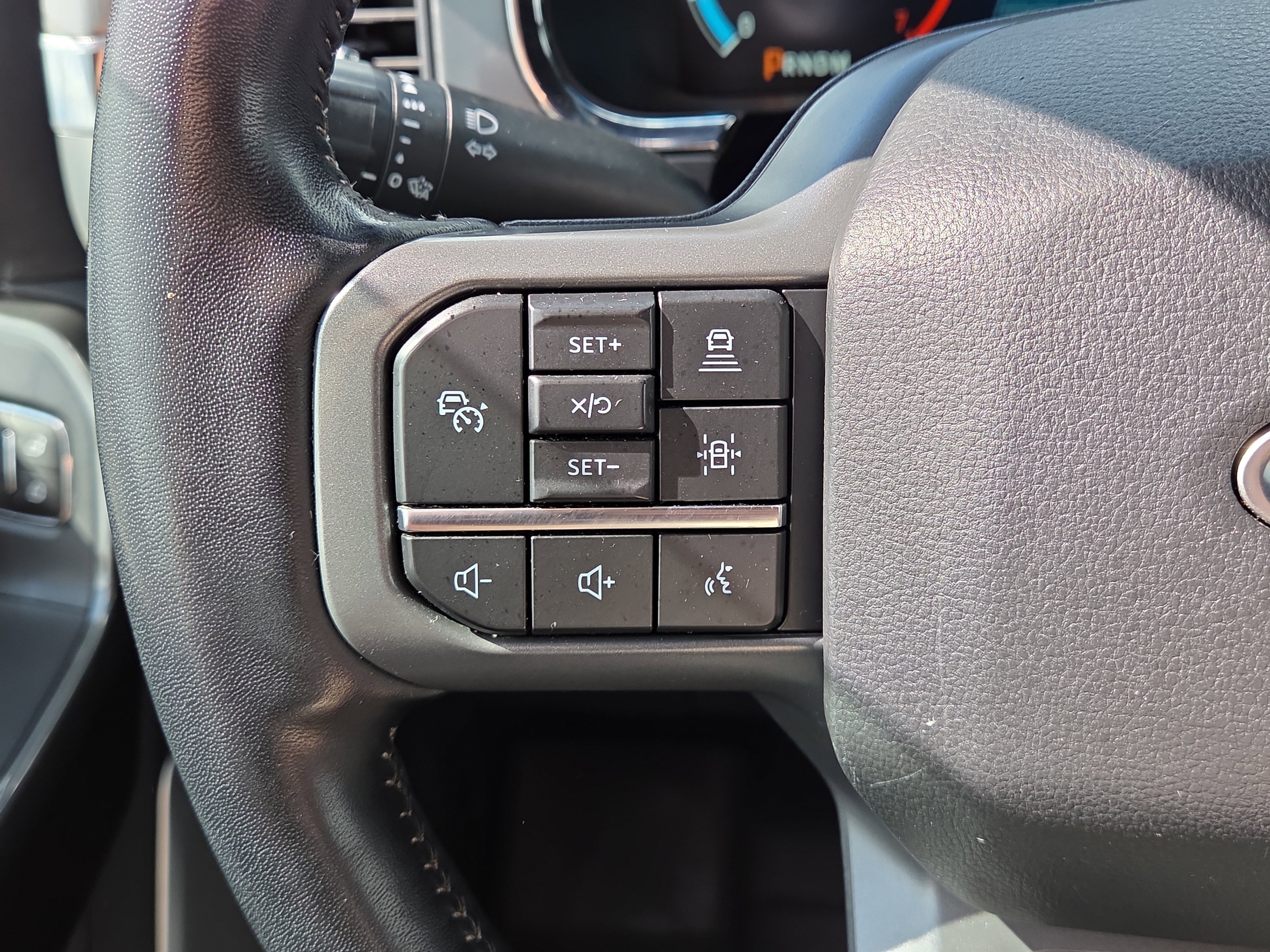 Certified 2022 Ford F150 Lariat w/ Equipment Group 502A High image 20