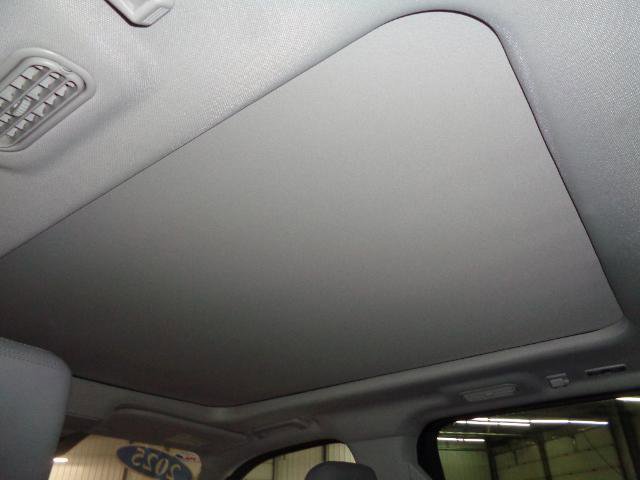 Certified 2025 Ford Expedition Max Active image 13