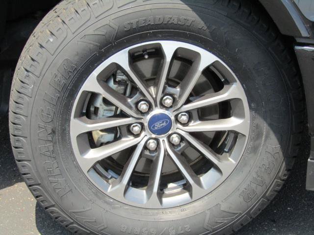 Certified 2018 Ford F150 XLT w/ Equipment Group 302A Luxury AWD/4WD image 5