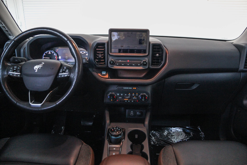 Certified 2023 Ford Bronco Sport Outer Banks w/ Tech Package AWD/4WD image 16