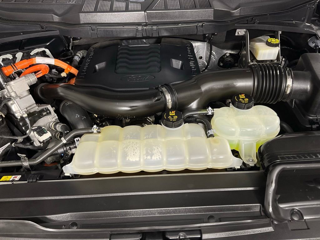 Certified 2021 Ford F150 XLT w/ Equipment Group 302A High image 9