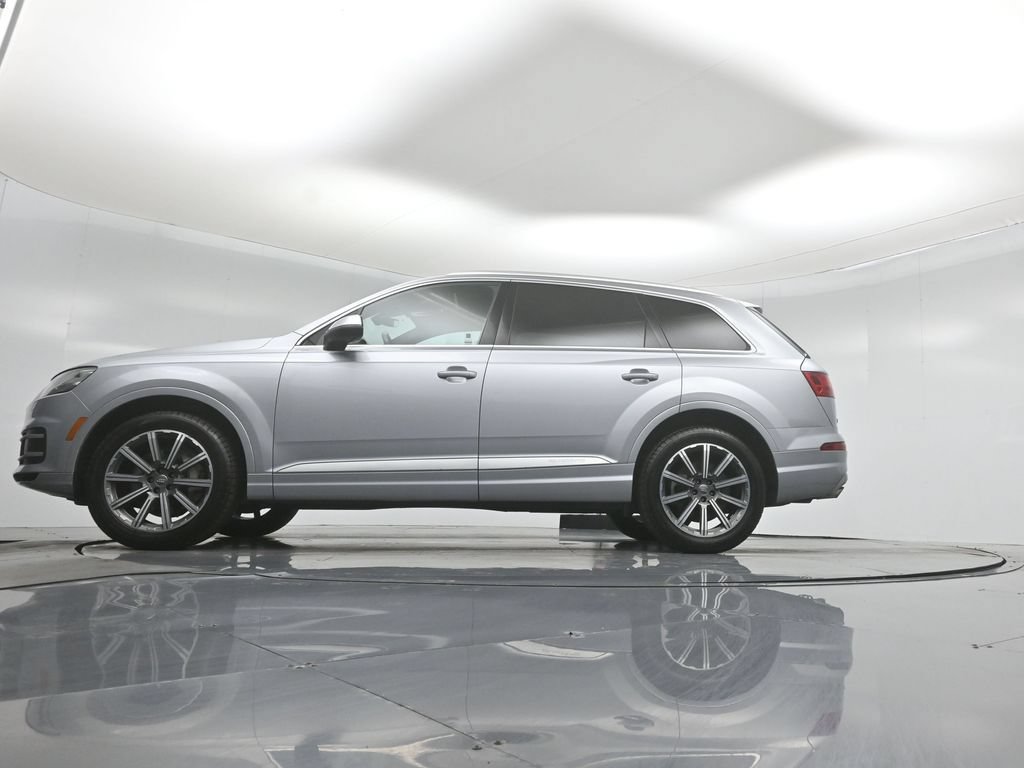 Used 2017 Audi Q7 3.0T Premium Plus w/ Premium Plus Package AWD/4WD image 55