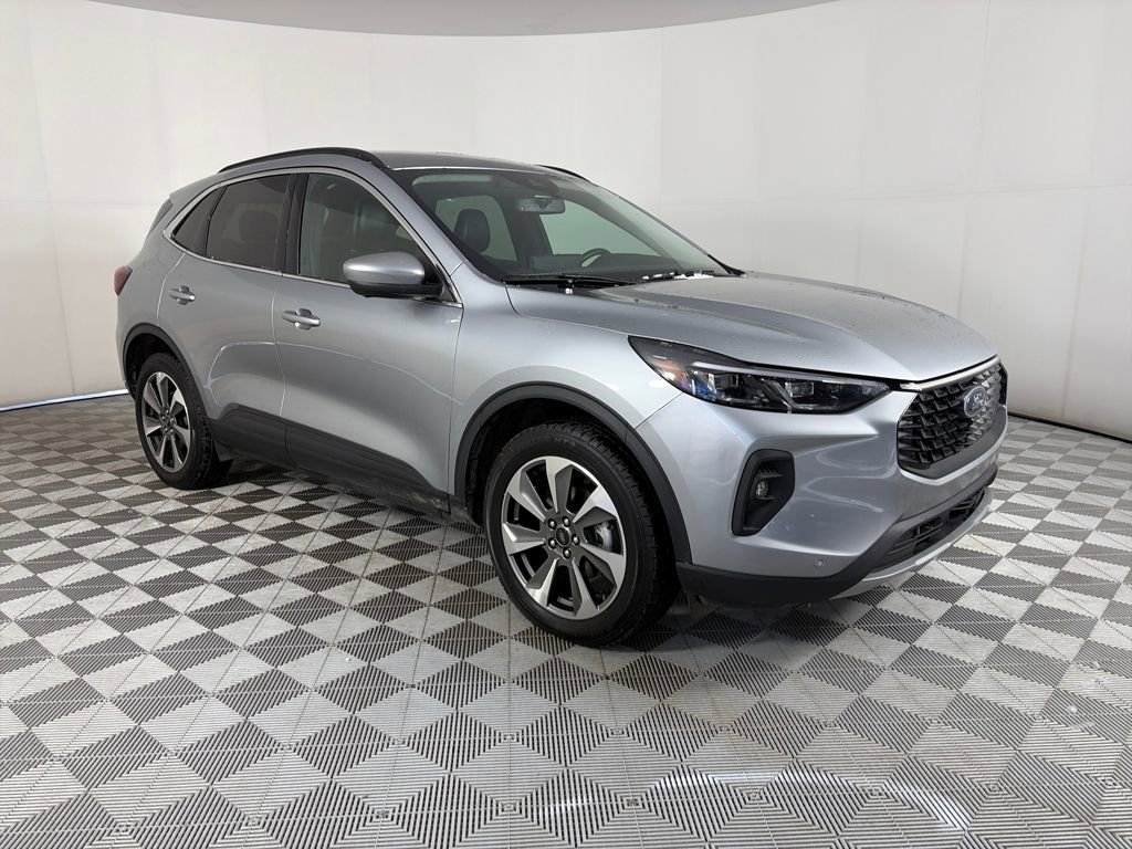 Certified 2024 Ford Escape Platinum image 6