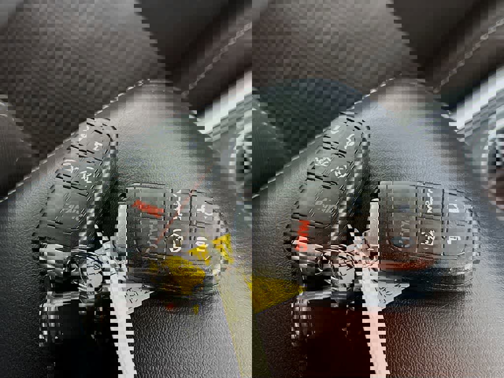 Used 2023 Dodge Charger R/T w/ Performance Handling Group image 24