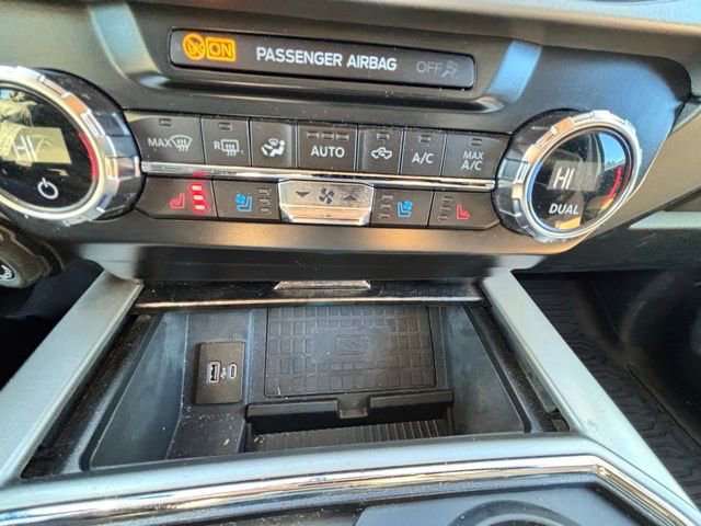 Certified 2022 Ford F350 Lariat w/ Lariat Ultimate Package image 22