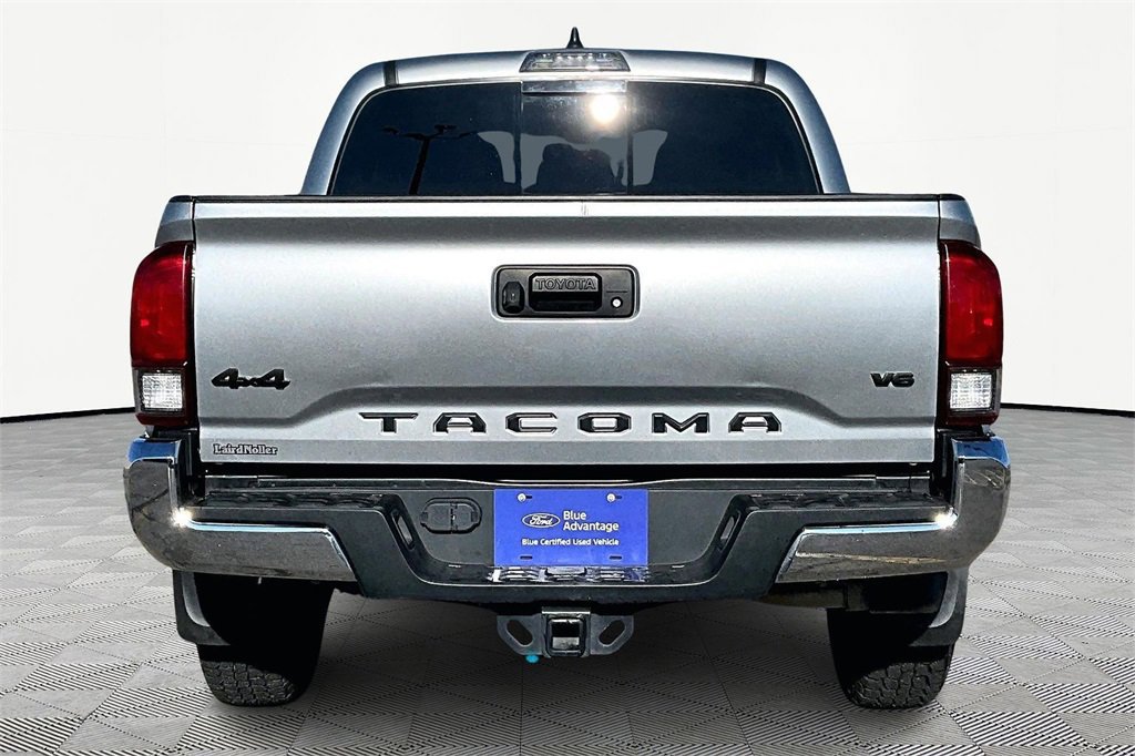 Used 2023 Toyota Tacoma SR5 image 3