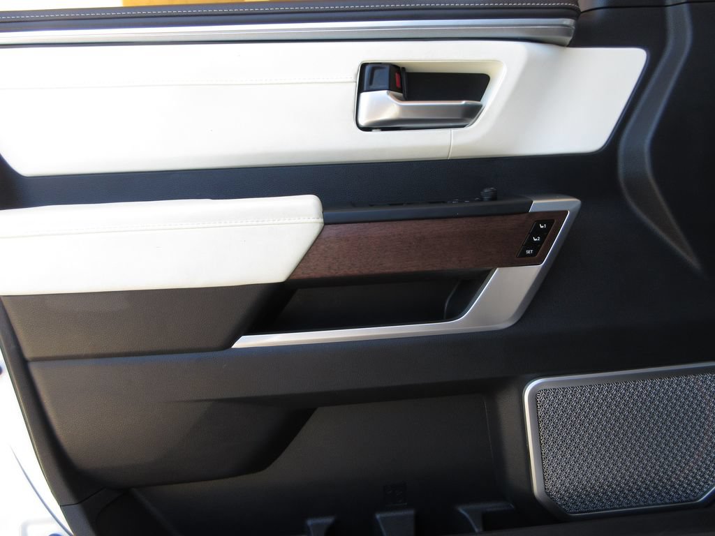 Used 2023 Toyota Sequoia Capstone AWD/4WD image 9