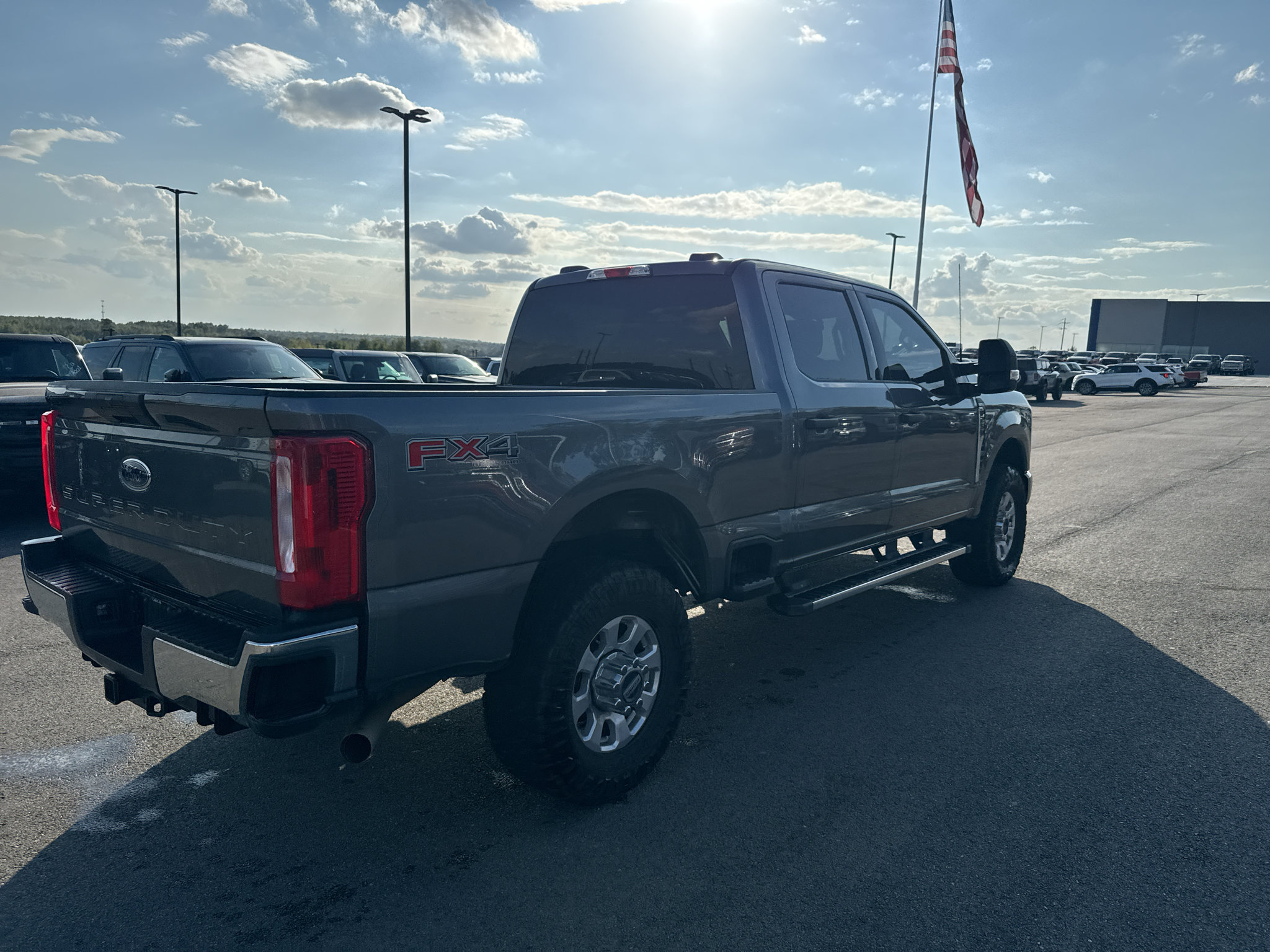 Certified 2024 Ford F250 XLT w/ FX4 Off-Road Package AWD/4WD image 4