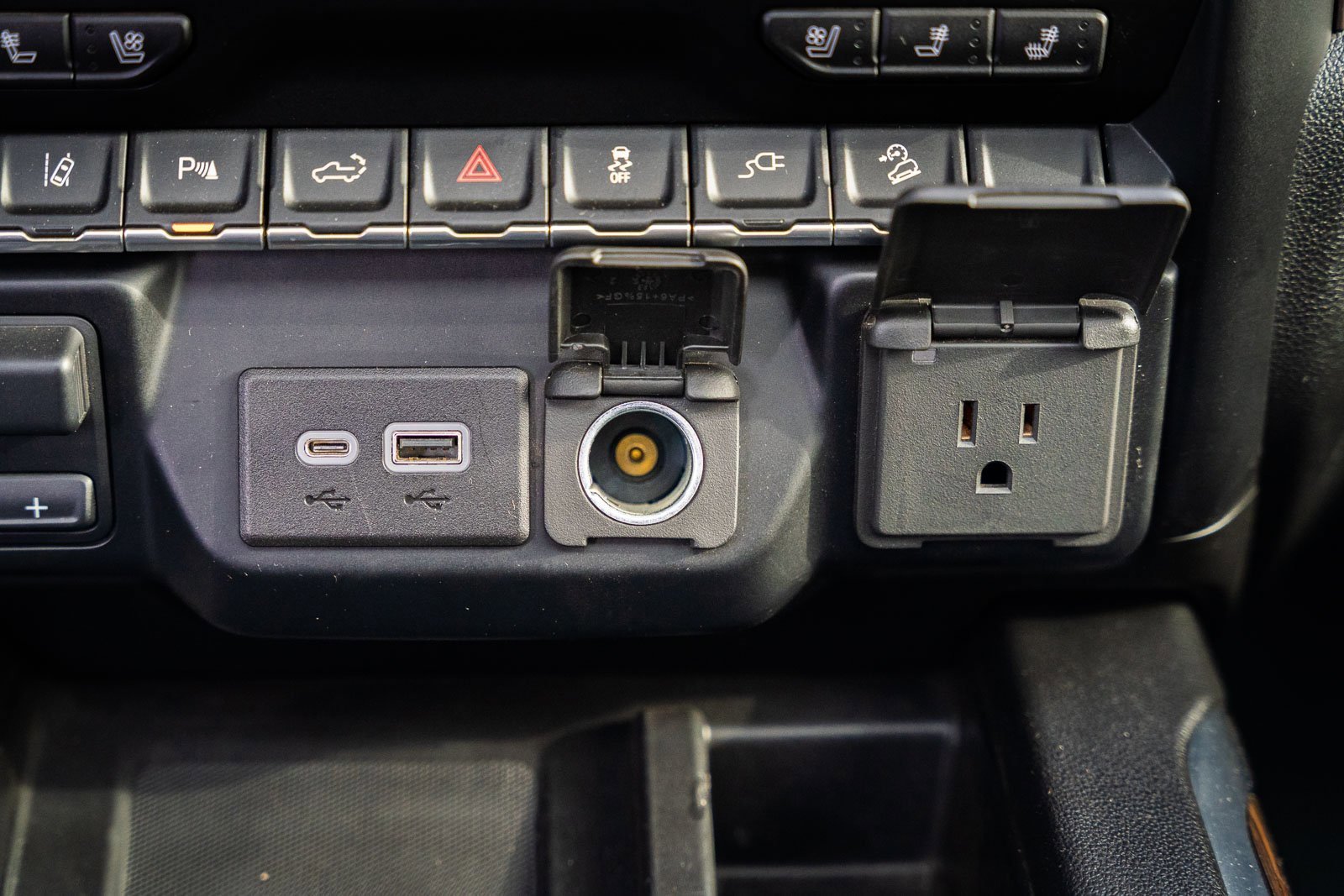 Used 2020 Chevrolet Silverado 3500 High Country w/ LPO, Dark Essentials Package image 29