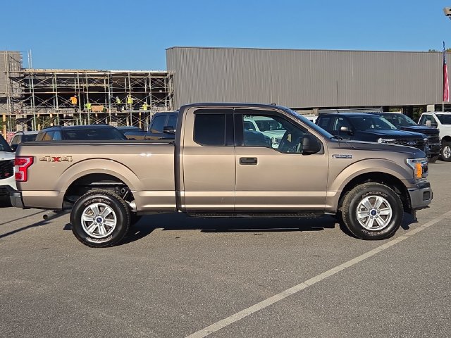 Certified 2018 Ford F150 XLT w/ Trailer Tow Package AWD/4WD image 2