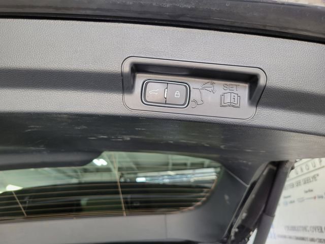 Certified 2023 Ford Explorer XLT w/ Equipment Group 202A AWD/4WD image 26
