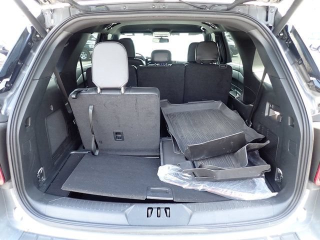 Certified 2024 Ford Explorer ST-Line w/ Class IV Trailer Tow Package AWD/4WD image 8