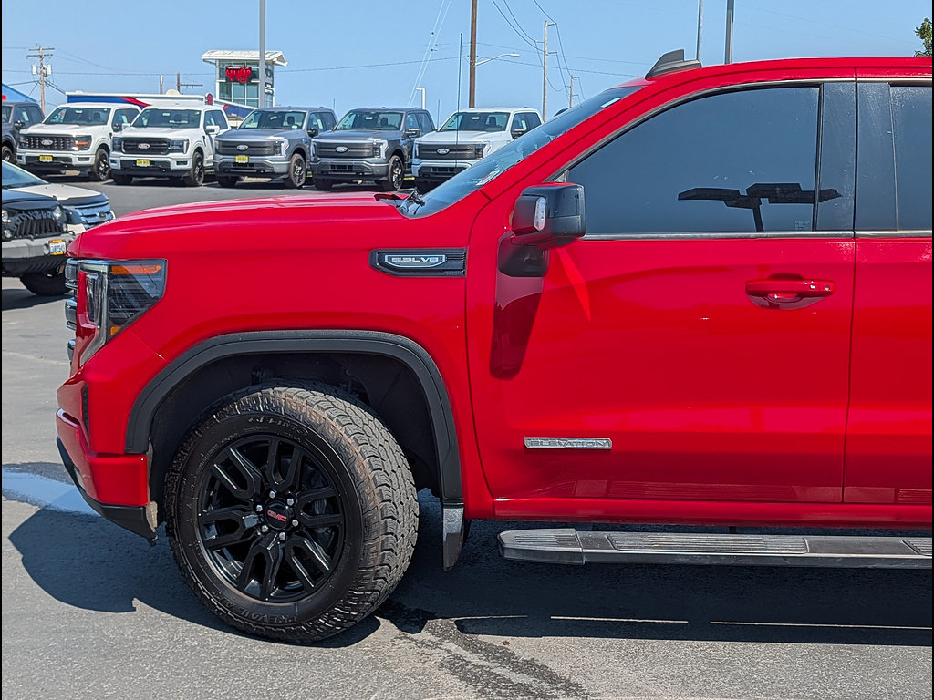 Used 2022 GMC Sierra 1500 Elevation w/ Elevation Premium Package AWD/4WD image 11