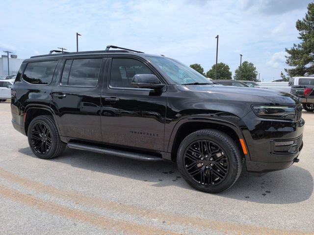Used 2024 Jeep Wagoneer Series II w/ Convenience Group I AWD/4WD image 2