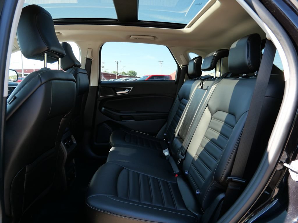 Certified 2024 Ford Edge SEL w/ Convenience Package AWD/4WD image 15