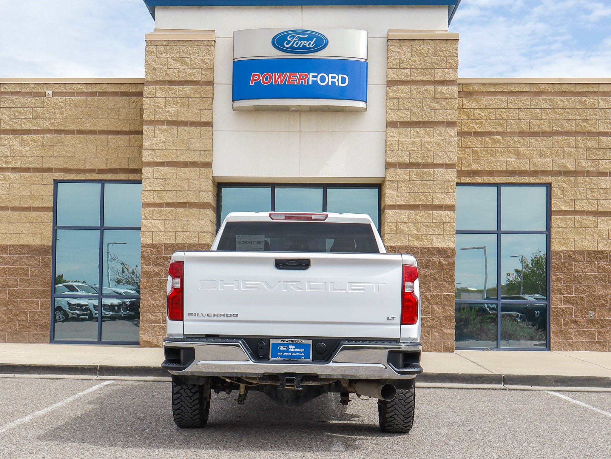 Used 2025 Chevrolet Silverado 2500 LT w/ Convenience Package AWD/4WD image 7