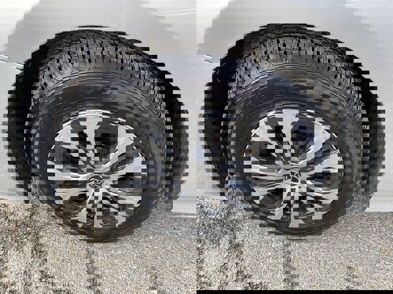 Used 2022 Toyota Prius Prime Limited image 11