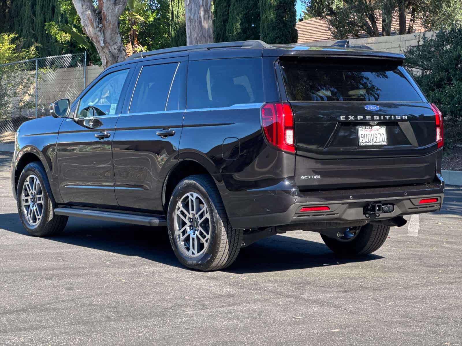 Certified 2025 Ford Expedition Active RWD image 6