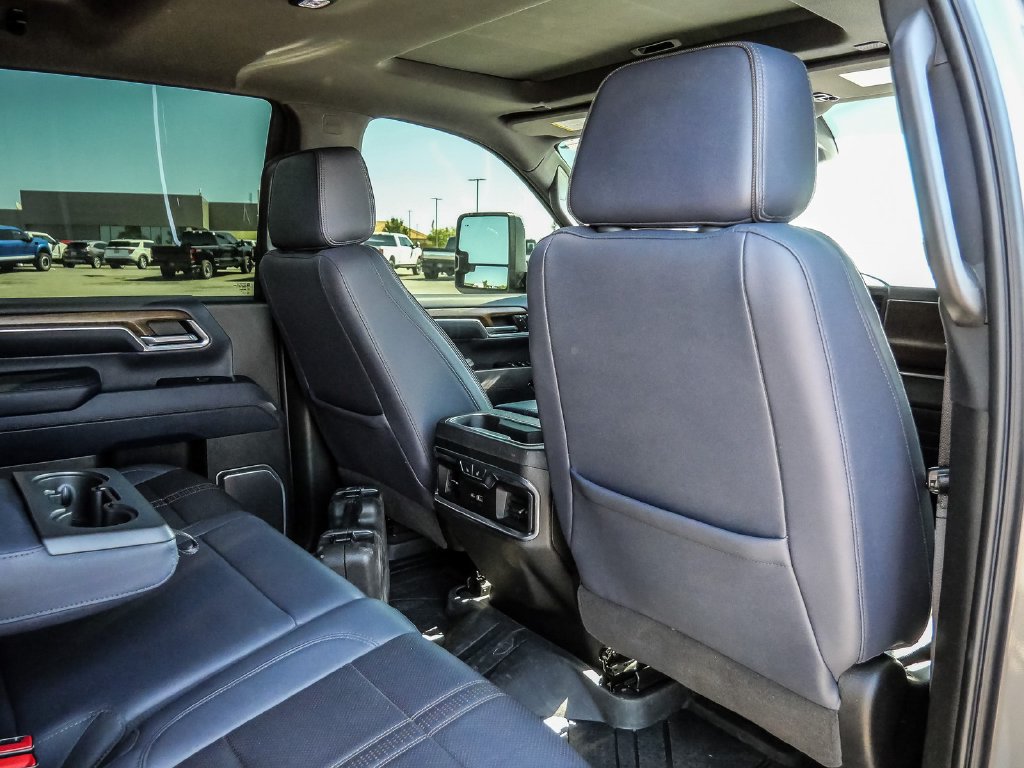 Used 2024 Chevrolet Silverado 2500 High Country w/ High Country Premium Package AWD/4WD image 24