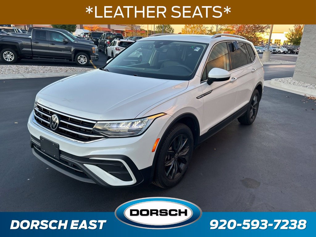 Used 2023 Volkswagen Tiguan SE AWD/4WD image 1