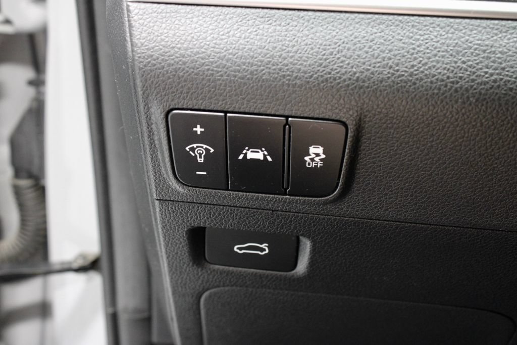 Used 2022 Kia K5 GT-Line FWD image 27