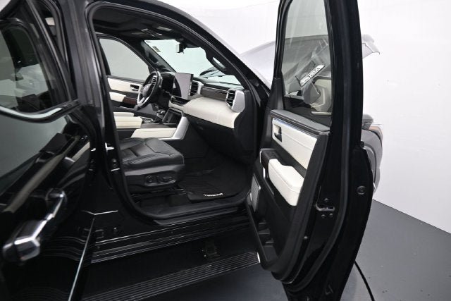 Used 2024 Toyota Tundra Capstone AWD/4WD image 14