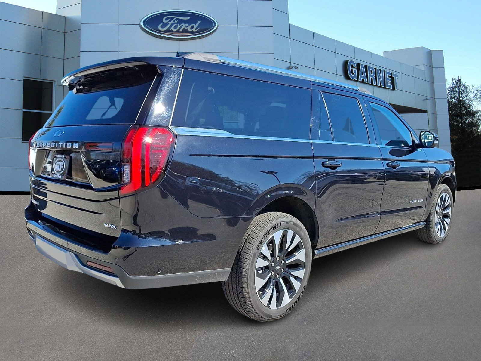 Certified 2025 Ford Expedition Max Platinum w/ Driver's Package image 8