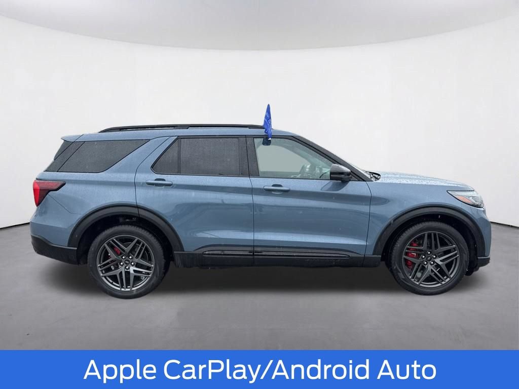 Certified 2025 Ford Explorer ST AWD/4WD image 11