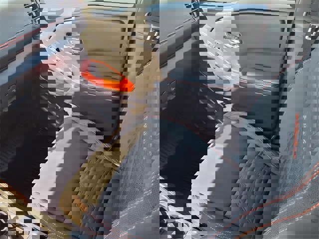 Used 2023 Nissan Frontier PRO-4X w/ Pro Convenience Package image 13