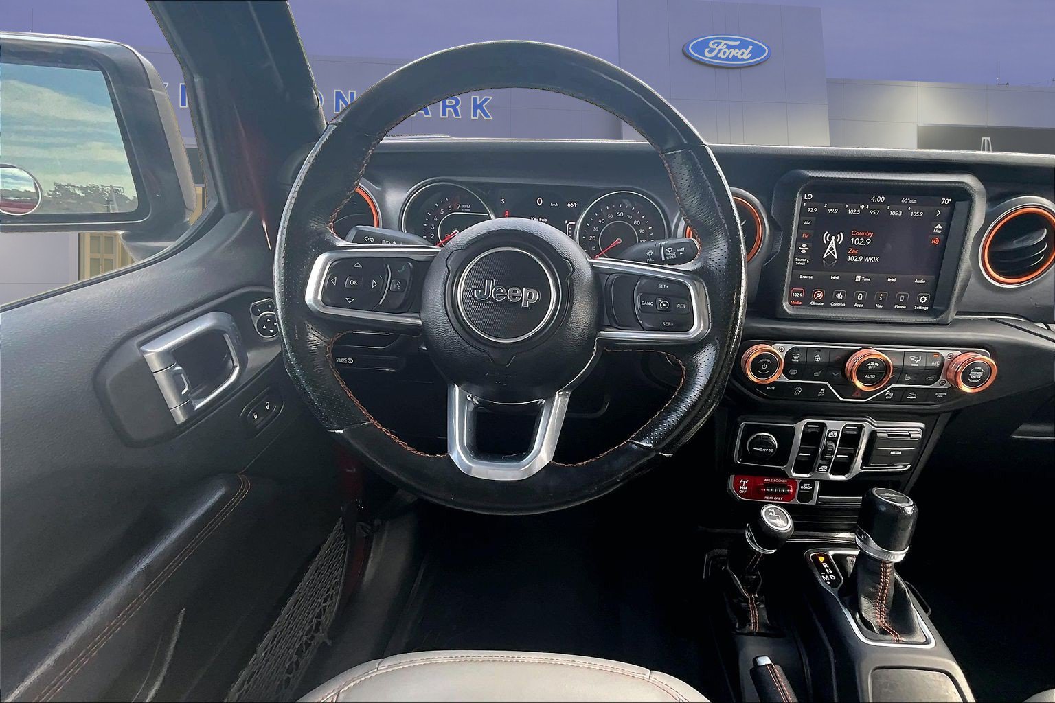 Used 2022 Jeep Gladiator Mojave w/ LED Lighting Group AWD/4WD image 9